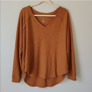 ✨American Eagle Waffle Knit V-Neck Sweater